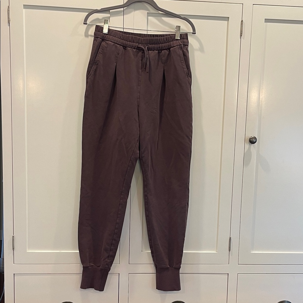 Varley women’s Jogger Pants size medium